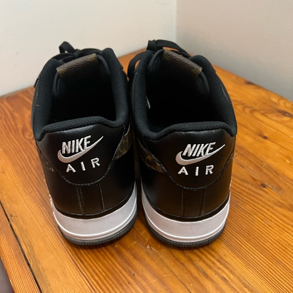 1 of 1 Custom made Nike Air Force 1 ‘hello’ uses genuine repurposed LV material - Picture 4 of 4
